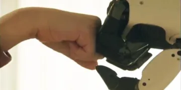 LG представить на CES 2026 робота-помічника CLOiD з високотехнологічними руками