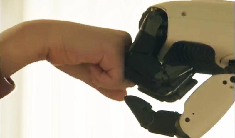 LG представить на CES 2026 робота-помічника CLOiD з високотехнологічними руками