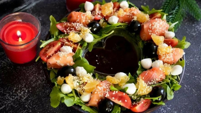 Новий рік без важкості: ТОП-3 легкі салати за 10 хвилин