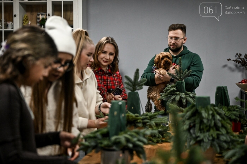 &ldquo;Квіти &ndash; це емоція, а емоції зараз потрібні як ніколи&rdquo;: історія флориста, який побудував бізнес у Запоріжжі під час війни