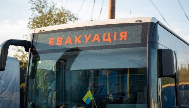 З трьох районів Запорізької області за місяць евакуювали 1800 людей