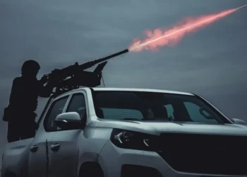 У Києві та області прогриміли вибухи, працює ППО