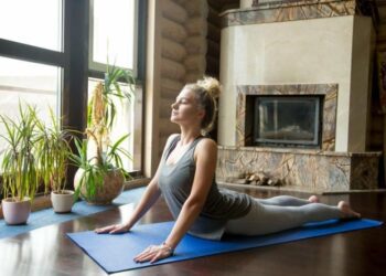 Як оформити простір для йоги, щоб підтримувати практику кожного дня