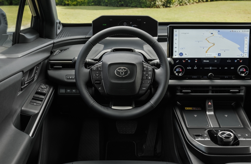 Збільшений запас ходу та прискорена зарядка: Toyota представила оновлений bZ4X для Європи