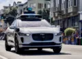 У Сан-Франциско жінка народила дитину в безпілотному таксі Waymo