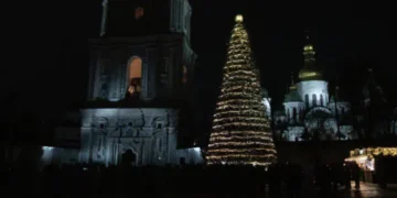 У Києві відкрито головну ялинку країни (фото)