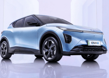 Новий малайзійський електрокросовер за $19 500 виявився дешевою копією Tesla (ФОТО)