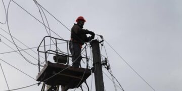 Атака РФ: три області майже повністю знеструмлені