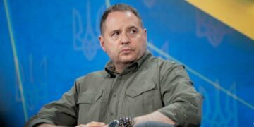 Зеленський вивів Єрмака зі складу Ставки та РНБО