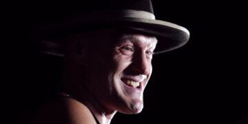 Ф’юрі сказав, що дає мільйон, що Пол розпластає Джошуа