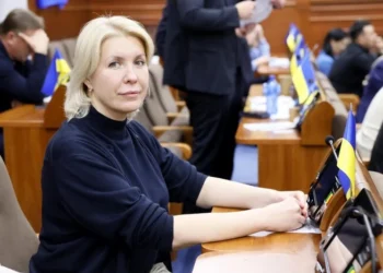 Фракцію «Удар» у Київраді очолила Мирослава Смірнова, двоє співголів склали повноваження