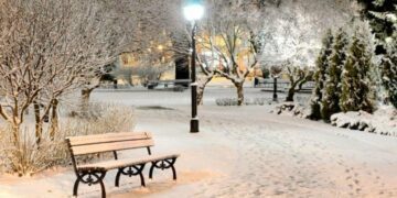 У Запоріжжі очікуються помірні опади у вигляді снігу і ожеледиця на дорогах