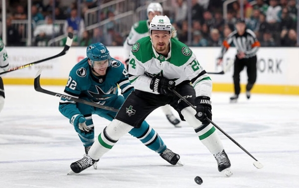 НХЛ: гольова феєрія Вашингтона у матчі з Торонто НХЛ: гольова феєрія Вашингтона у матчі з Торонто