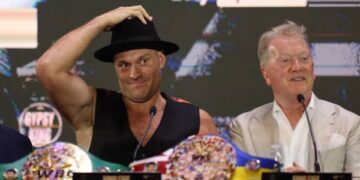 Воррен зобразив уявлення про бій між Ф’юрі та Джошуа у вигляді банкнот