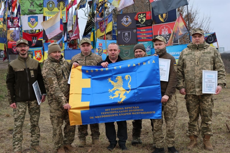 Артем Кобзар: Нехай небесний захист Святого Миколая оберігає всіх захисників і захисниць України