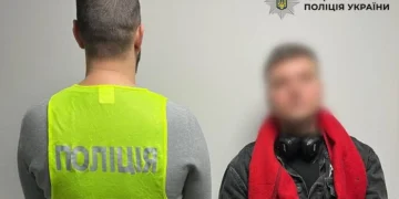 Поліція затримала киянина, який намагався вбити матір та задушив бабусю: деталі справи