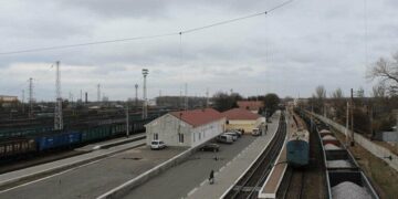 Снаряди під вугіллям: як окупанти використовують залізницю на Донеччині для транзиту зброї