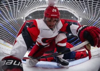 НХЛ: Кароліна обіграла Вашингтон у серії булітів