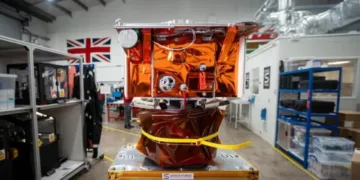 Британська компанія відправила у космос міні-завод із піччю, що нагрівається до 1000 °C