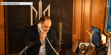 П’ятниця з мером: як франківці можуть отримати швидку допомогу по телефону