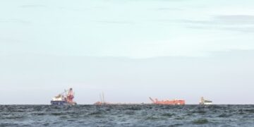 Ціни на нафту реагують на облогу Венесуели і обстріл танкера РФ