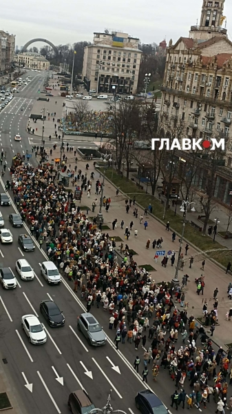 Різдво у серці столиці: Київ зустрів свято великою ходою звіздарів (фото, відео)