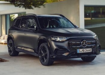 Mercedes-Benz розсекретив кросовер GLB другого покоління