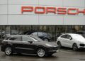 У Росії перестали працювати автомобілі Porsche