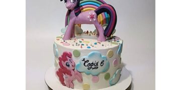 Дніпрянин створив чудовий торт-веселку