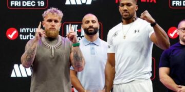 Екс-чемпіон висловив сумніви у чесності бою між Полом та Джошуа