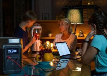 Як вибрати зарядну станцію для дому під час блекаутів: огляд популярних моделей