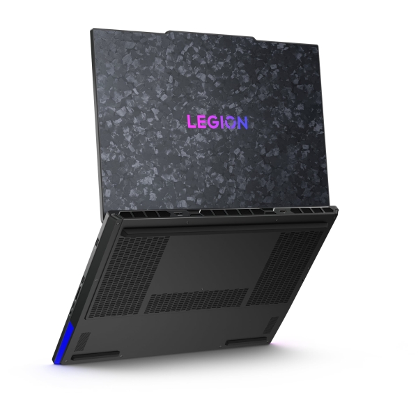 В Україні стартували продажі флагманського ноутбука Lenovo Legion 9