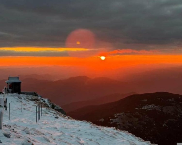 Морозний ранок у Карпатах: яка погода на Піп Івані