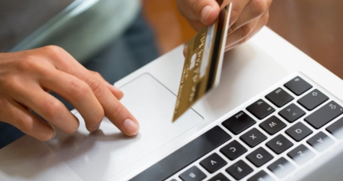 Фейкові кредити та «банківські дзвінки»: у Луцьку зросла кількість випадків шахрайства