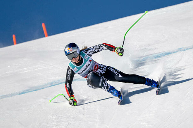 Гірські лижі. Шиффрін зійшла з дистанції, Вонн поруч з подіумом