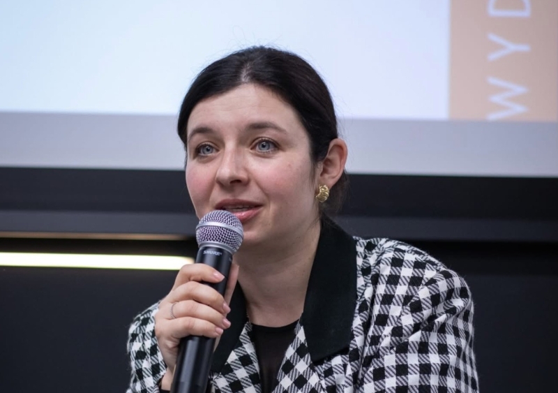 Голосування поштою чи сотні нових дільниць — чи біженці зможуть взяти участь у перших повоєнних виборах