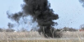 Горіла покрівля школи й пошкоджено будинки: росіяни обстріляли три села на Миколаївщині