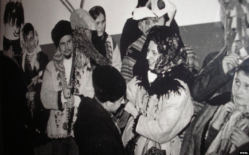 Коляда і Вертеп - традиція дому і серця. Колядуймо!