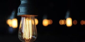 “Миколаївобленерго” оприлюднило графік планових відключень на понеділок