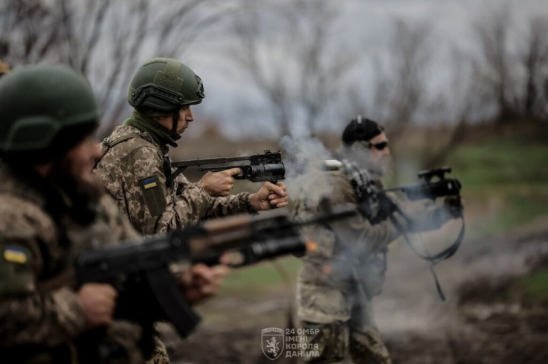 На фронті за минулу добу зафіксовано 158 бойових зіткнень, 47 з них на Покровському напрямку, – Генштаб