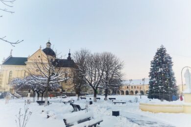 НА КАЛЕНДАРІ 25 ГРУДНЯ 2025 РОКУ - ДЕНЬ РІЗДВА ХРИСТОВОГО: ПРИКМЕТИ І ТРАДИЦІЇ, ПАМ&raquo;ЯТНІ ПОДІЇ І ДАТИ, ІМЕНИНИ І ТАК ДАЛІ: ЗІ СВЯТОМ УСІХ ВАС!