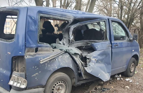 На Нікопольщині через ворожий обстріл постраждала жінка, побито багато будинків
