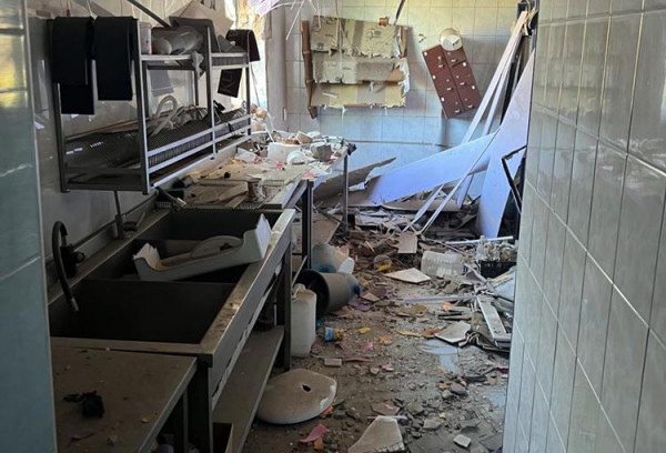 На Нікопольщині через ворожий обстріл постраждала жінка, побито багато будинків