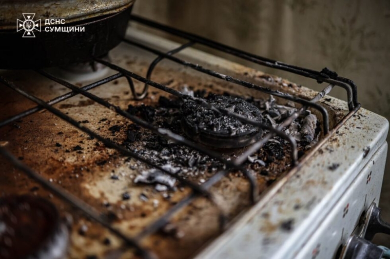 Побутова неуважність: у Сумах рятувальники виїжджали на задимлення в багатоповерхівці