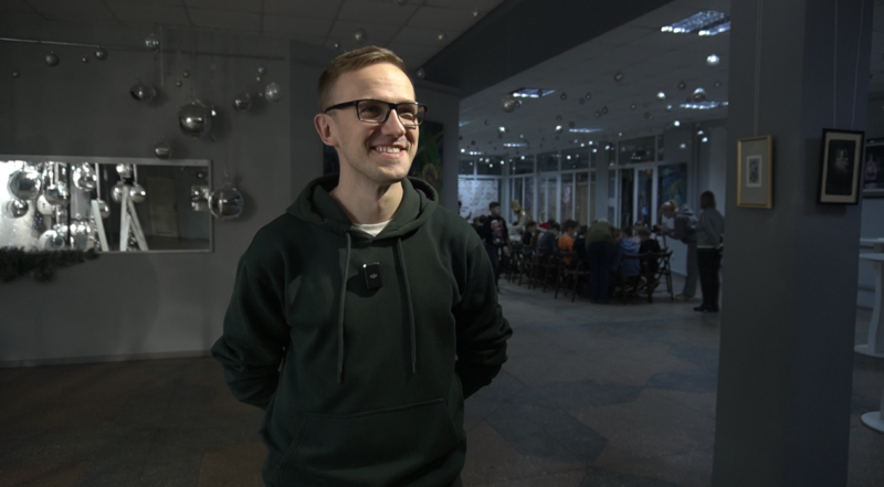 Подарунки для воїнів і майстер-класи для душі: огляд полтавської різдвяної майстерні, де можна відчути диво й зустріти ельфів