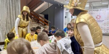 Подарунки для воїнів і майстер-класи для душі: огляд полтавської різдвяної майстерні, де можна відчути диво й зустріти ельфів