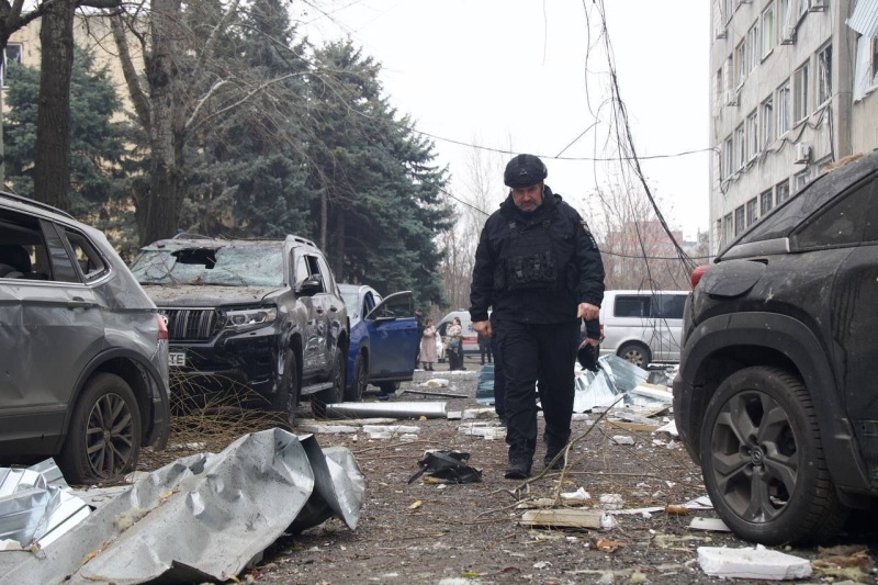 Ракетний удар по Дніпру: є загиблі та поранені