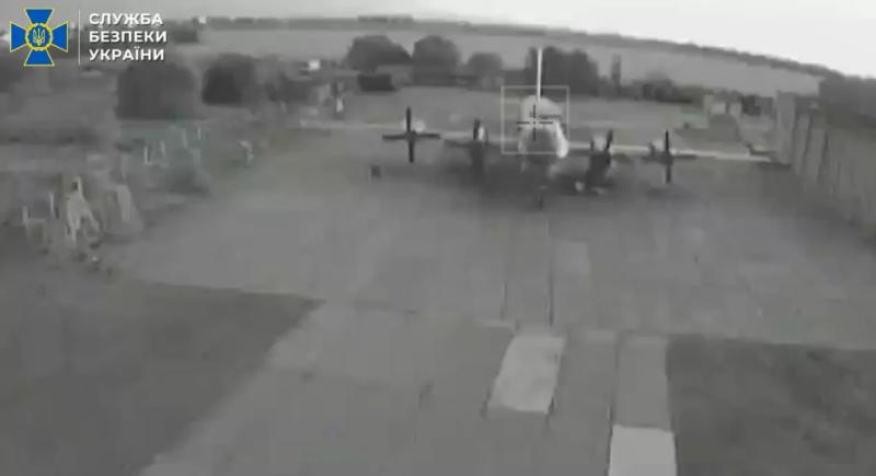 СБУ знищила &laquo;очі&raquo; рф у Чорному морі - протичовновий літак Іл-38Н