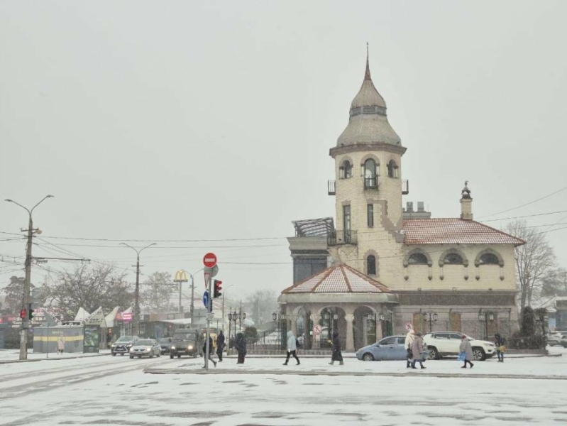 Сніг і шквальний вітер: на Миколаївщині оголосили штормове попередження