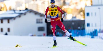 Тур де Скі. Стенсхаген виграв першу гонку, залишивши позаду Клебо